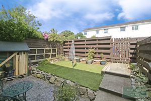 Photo 8- click for photo gallery